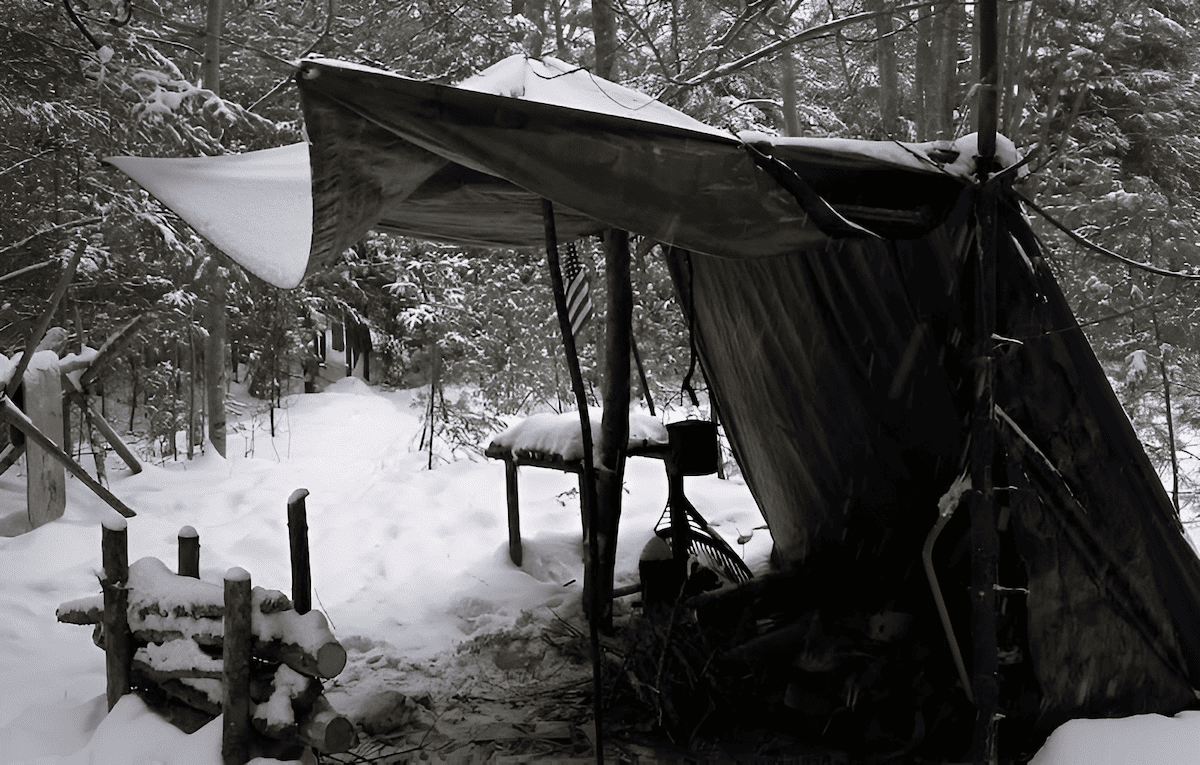 how to use a tarp to build a lean to in the forest