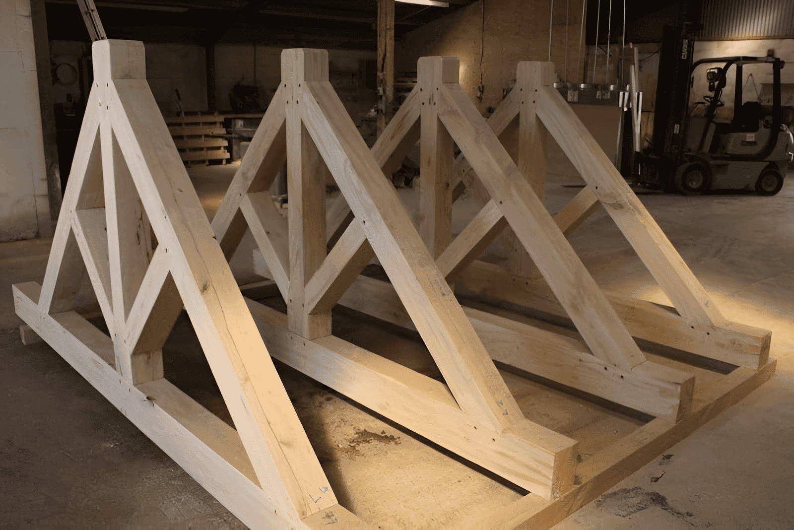 simple and inexpensive king post wood truss