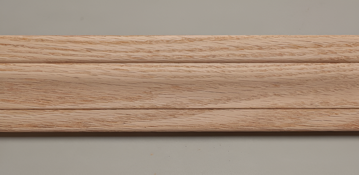 natural, stained or pained oak wood trim